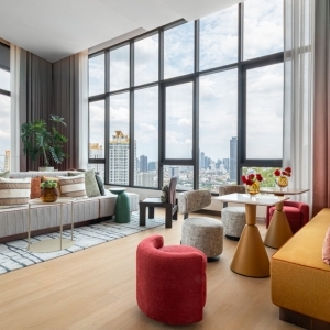 THE BASE Urban Rama 9-Rama 9區中心地帶連結1 分鐘即可到達未來橘色線 MRT捷運站 2 分鐘即可到達 Central